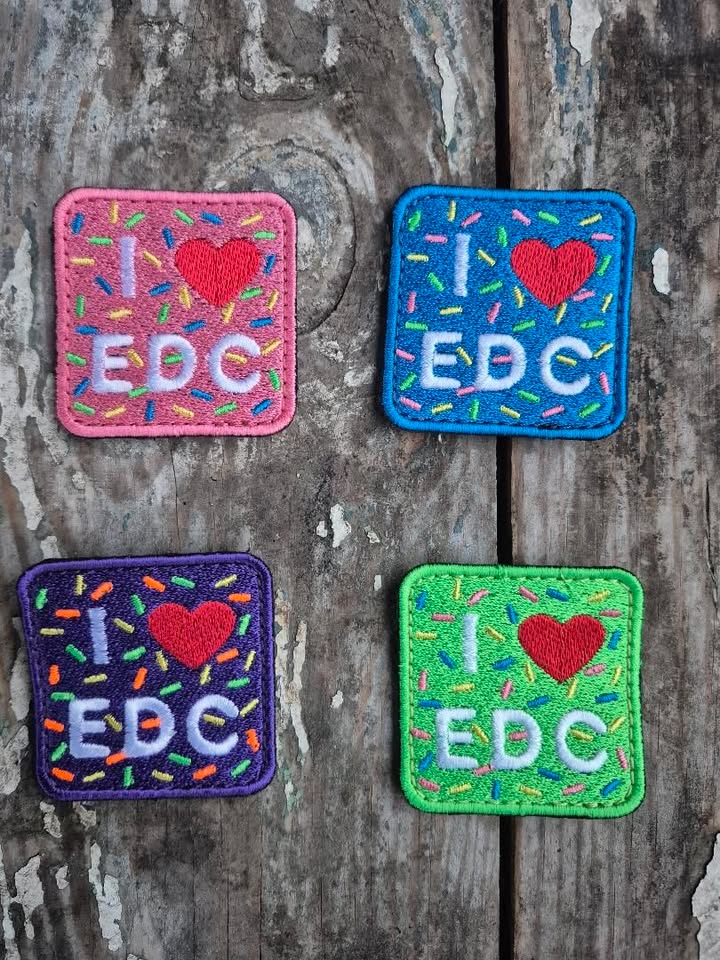 Нашивка "I love edc десерт "