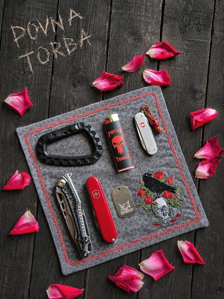 EDC hank